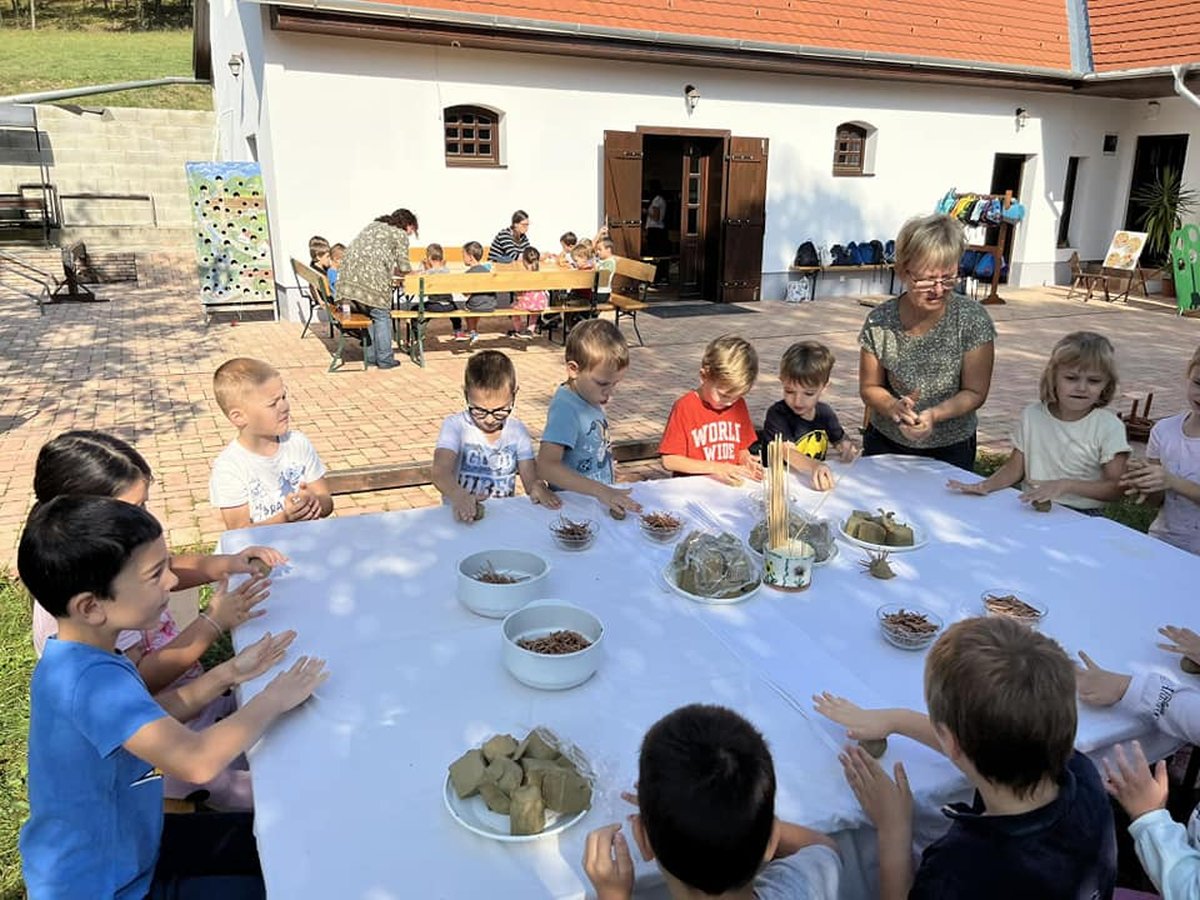 2023.10.fekvo8