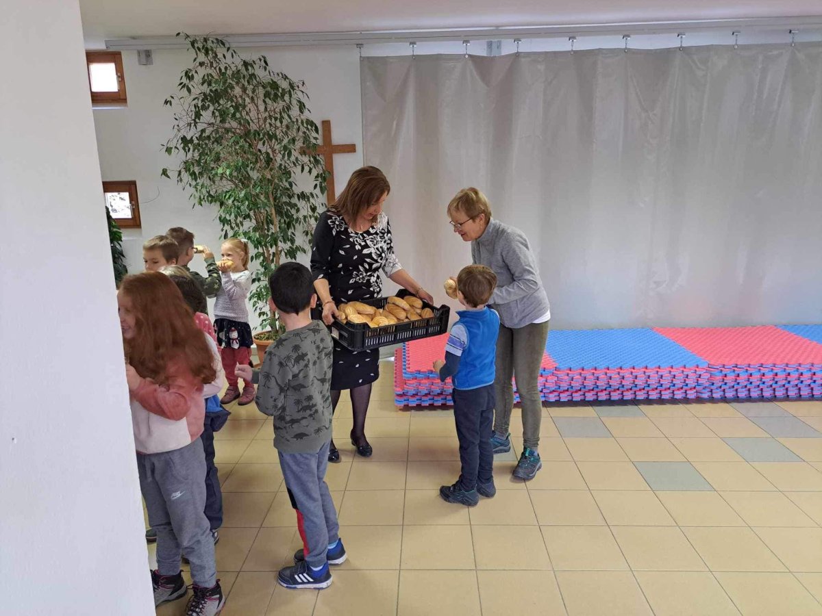 2023.11.fekvo10